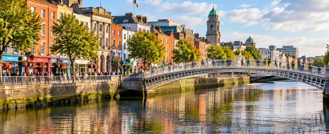 Dublin Travel Guide: Best Things to Do, See & Know